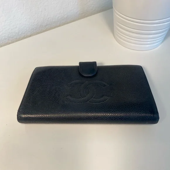CHANEL Caviar Long Wallet